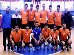 Voleybolcular Bayburt'tan galip döndü