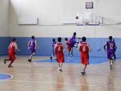 AÜ'de basketbol grup müsabakaları başladı