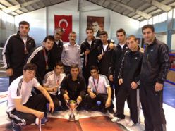 AÜ boks takımı Türkiye şampiyonu