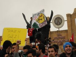 Flaş... Erzurum'da Gezi Parkı protestosu