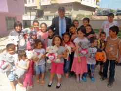 Başkan Korkut  çocukları sevindirdi