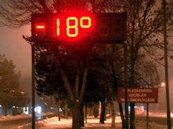 Erzurum'da termometreler -18'i gösterdi