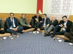 MHP Adayı Aydın'a Pazaryolu'nda yoğun ilgi