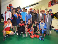 Yıldız boksörlerin kampına GHSİM'den ziyaret