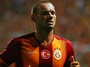 Sözleşme yoksa Sneijder de yok!