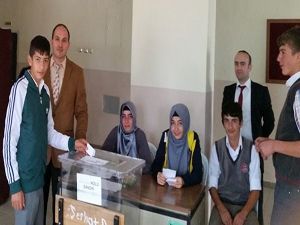 Pasinler AİH Lisesi meclis seçimini yaptı