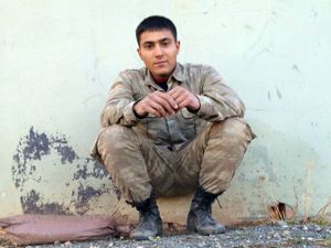 Elazığ'da 1 asker kaza kurşunuyla şehit oldu