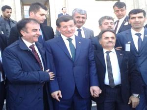 Başbakan Davutoğlu, İstanbul'da Dadaşlar ile buluşuyor