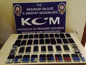 Erzurum'da kaçak cep telefonu ve uyuşturucu operasyonu