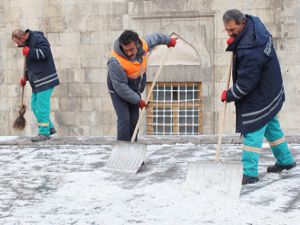 Erzurum'da karla mücadele seferberliği