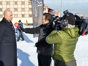 Korkut, Yakutiye'nin kayak kursunu TRT Haber'e anlattı