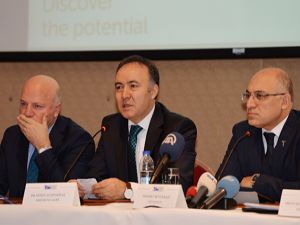Vali Altıparmak: Erzurum bölgede önemli bir merkez