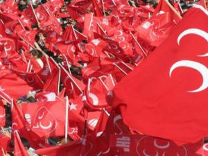 MHP'den yeni açıklama: Davutoğlu züccaciye dükkânına giren fil misali...