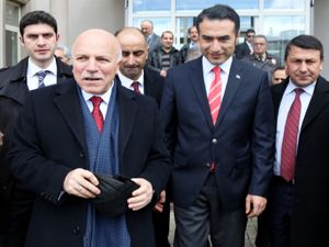 Başkan Sekmen, Çat ilçesinde muhtarlarla toplantı yaptı
