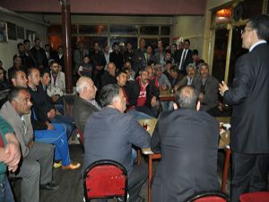 MHP Milletvekili adayları Akdağ ve Dumlu mahallelerine çıkarma yaptı
