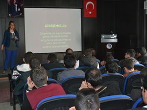 Erzurum Meslek Eğitim Merkezinde girişimcilik ve ilk yardım semineri