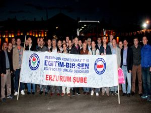Erzurum Memur Sen üyeleri 1 Mayıs için Konya'ya gitti