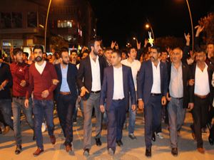 Erzurum Ülkü Ocakları'ndan MHP'ye destek yürüyüşü