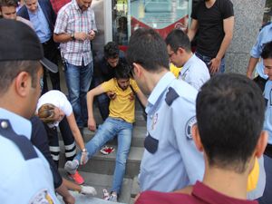 Erzurum'da üniversiteli genç bıçaklandı