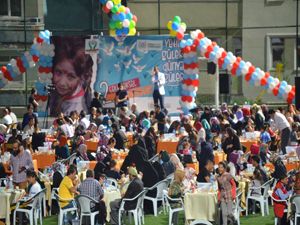 İHH Dünya Yetimler Günü iftar programı düzenledi