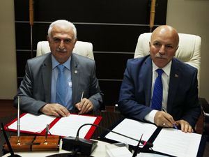 Atatürk Üniversitesi ve Büyükşehir Belediyesi iş birliği protokolü imzaladı