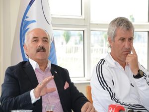 B.B. Erzurumspor Asbaşkanı Kıraç: Biz tek bilek tek yüreğiz
