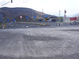Kars-Erzurum karayolu ulaşıma açıldı