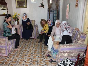 Su deposu mahallesi sakinleri Taşkesenlioğlu'nu evlerinde ağırladı