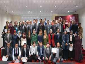 Erzurum'da 'eğitimle mutlu yarınlar' projesi katılım belgesi töreni