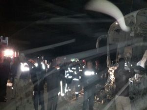 Erzurum'da trafik kazası: 3 ölü, 20'ye yakın yaralı
