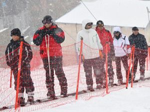 ETÜ'den ücretsiz temel kayak eğitimi kursu
