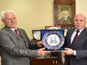 Başkan Sekmen, Eleşkirt Belediyesi'ni ağırladı