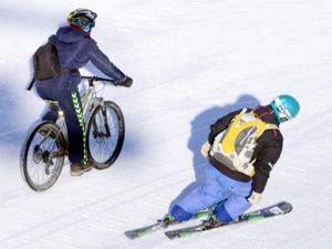 Palandöken kayak merkezinde bisikletli iniş