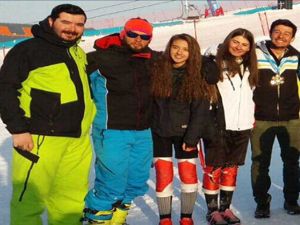 Erzurum Kayak Kulübü K1 ve K2  yarışlarına damga vurdu