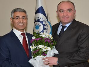 Vergi Dairesi yöneticilerinden Başkan Özakalın'a ziyaret