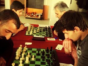 Hınıs'ta satranç turnuvası heyecanı