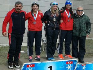Kayaklı koşuda uluslararası madalyalar kızlardan