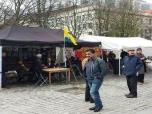 Brüksel'deki PKK çadırı yeniden kuruldu