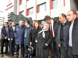 TBB Başkanı Feyzioğlu Erzurum'da Burcu Şengel davasına katıldı