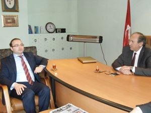 Rektör adayı Hacımüftüoğlu'ndan DAGC'ye ziyaret