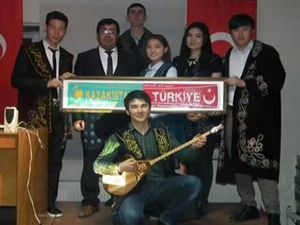 Güneş Vakfı Kazakistan uyruklu öğrencileri ağırladı