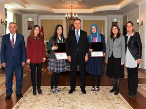 Hamidiye Anadolu Lisesi'nden büyük başarı