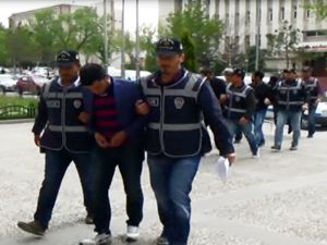 Erzurum'da telefon dolandırıcılığı iddiasıyla 4 kişi yakalandı