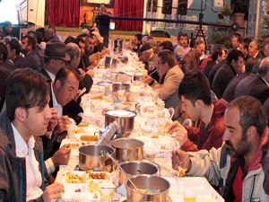 Büyükşehir'den Horasan'da iftar programı