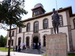 Erzurum'daki Kongre Binası ziyaretçi akınına uğruyor