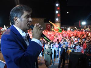 Milli iradenin hür sesi Erzurum'da demokrasi coşkusu