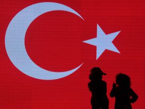 Erzurum bugün Bayrak olup aktı...