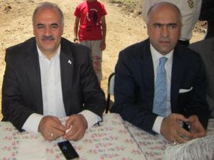 AK Parti eski il başkanı gözaltında eski vekil aranıyor