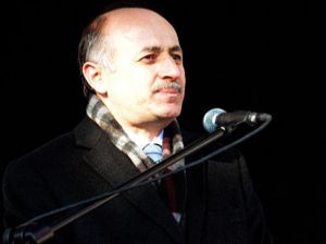Vali Azizoğlu: Okulları kapatmak marifet değil