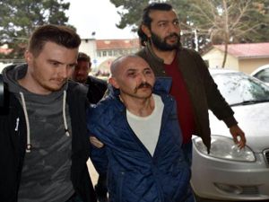 Emniyet ve AK Parti binasına saldıran terörist yakalandı